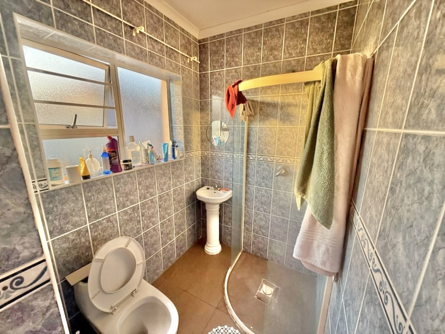 2 Bedroom Property for Sale in Algoa Park Eastern Cape